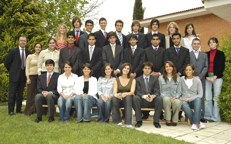 Sixth Form photograph - Class of 2004