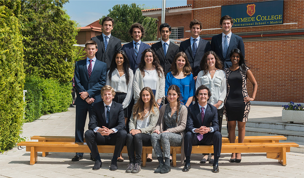 Sixth Form photograph - Class of 2015