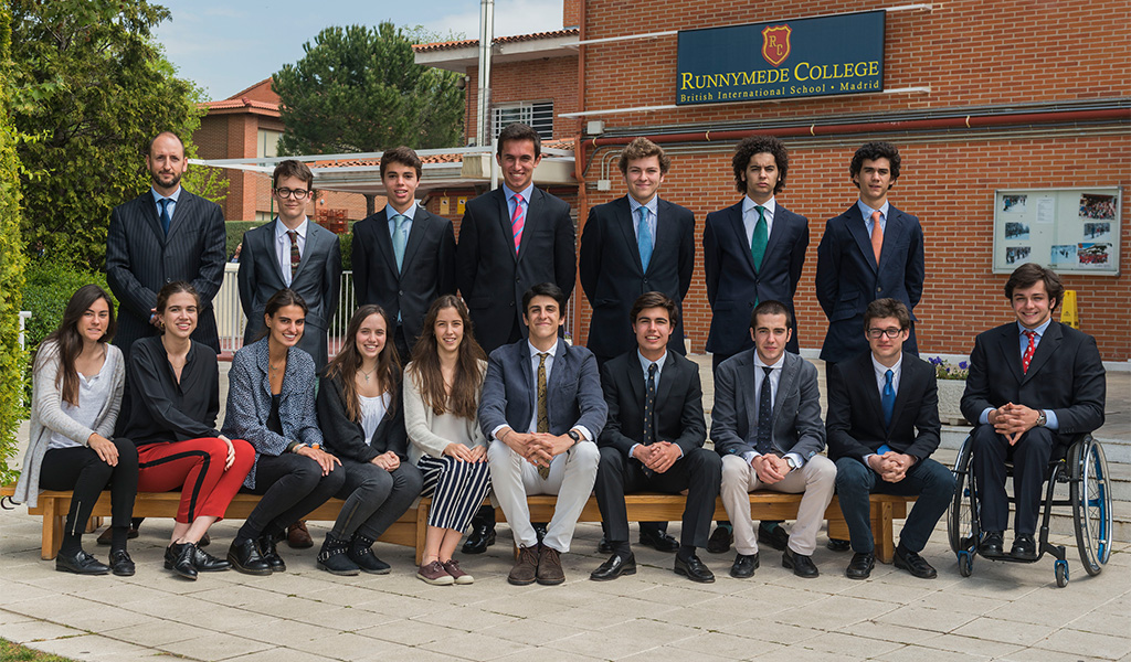 Sixth Form photograph - Class of 2015
