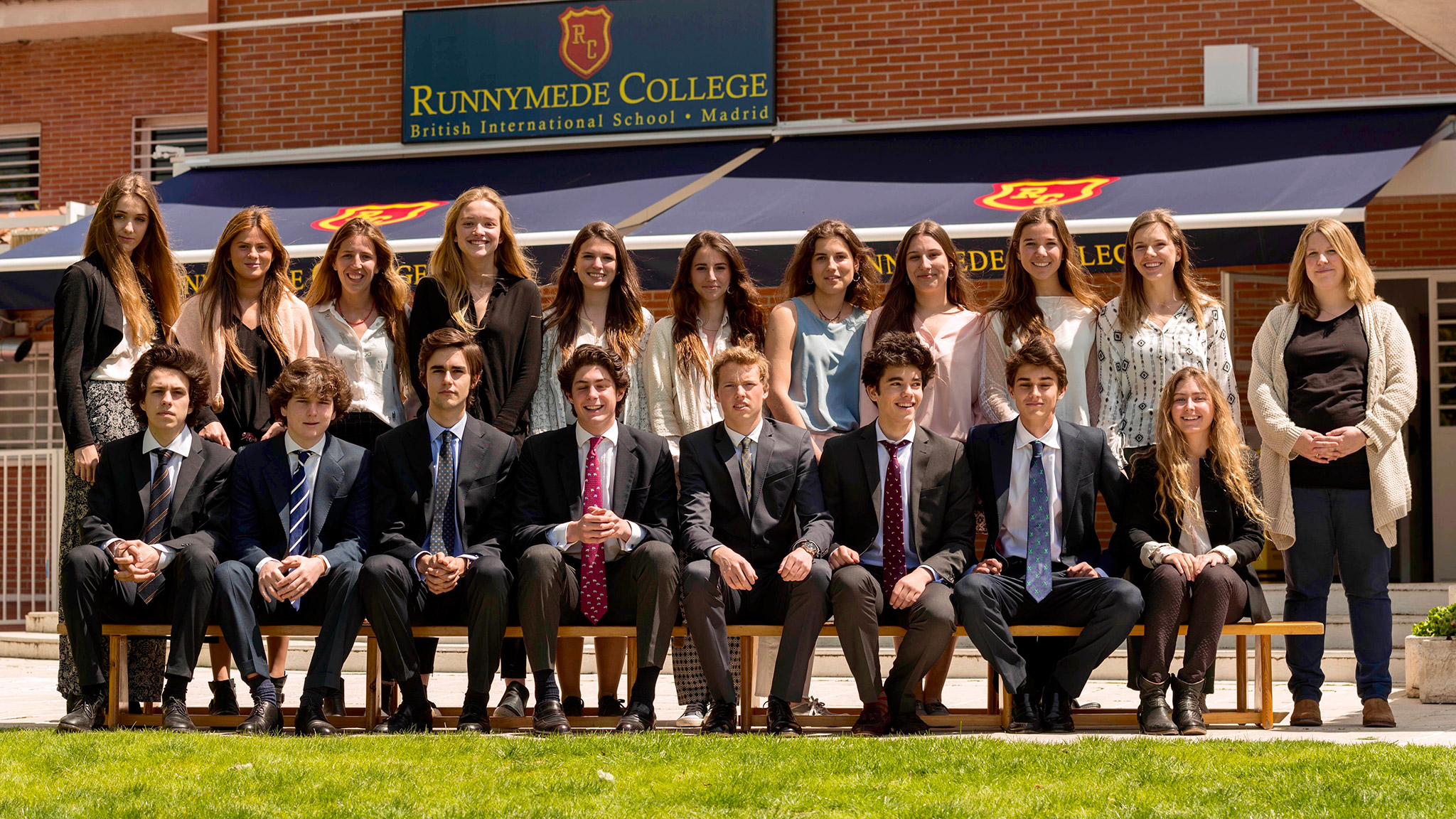 Sixth Form photograph - Class of 2016